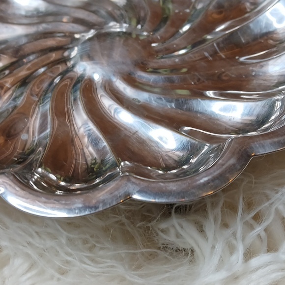 FB ROGERS 1983 DILVER PLATED MINATURE TRAY - Picture 5 of 5